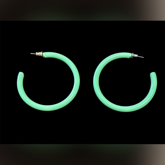 Jewelry - Vintage Green Hoop Earrings